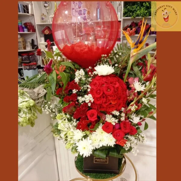 BIG SIZE FRESH FLOWERS BOX BOUQUET WITH BOBO BALLOON