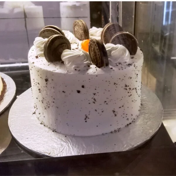 FOUR POUND OREO CREAM CAKE