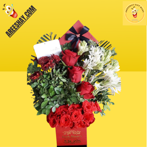 RED ROSES AND OTHERS FLOWERS GIFT HAMPER