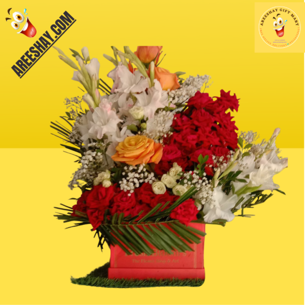 RED THEME FRESH FLOWERS BOX BOUQUET